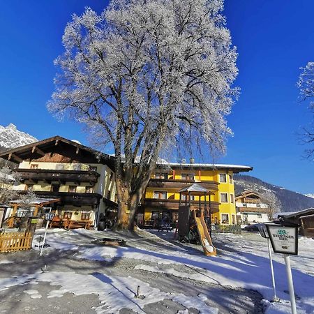 Ferienhotel Lindenhof Leogang Esterno foto